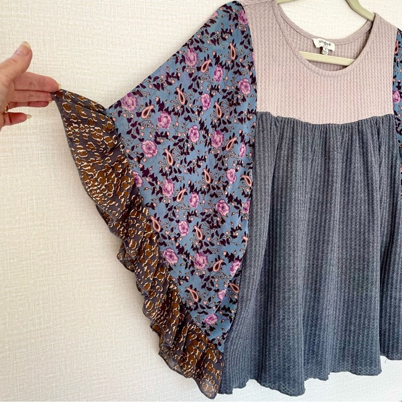 Umgee Feminine Eclectic Designed Top with Multiple Fabrics and Prints, S… - Picture 3 of 8